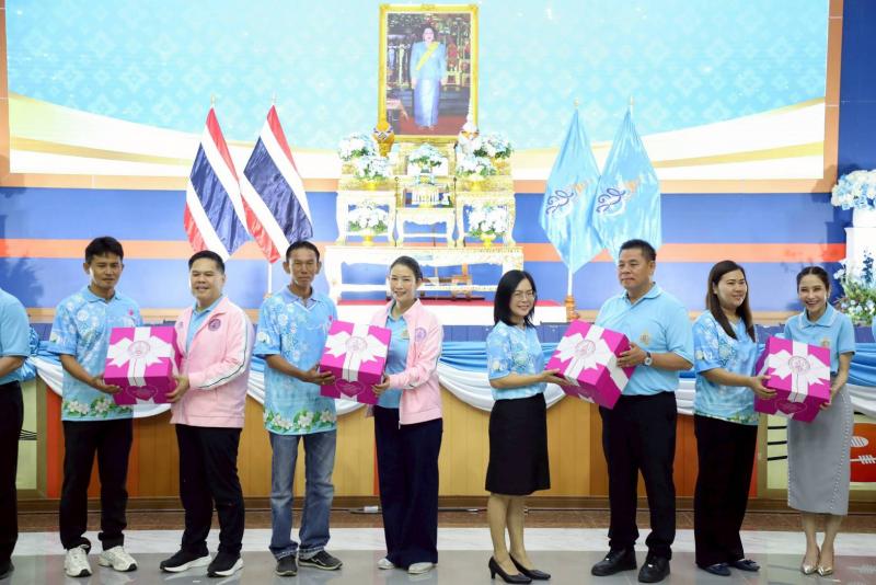 "วราวุธ-พม.-ชาวสุ�