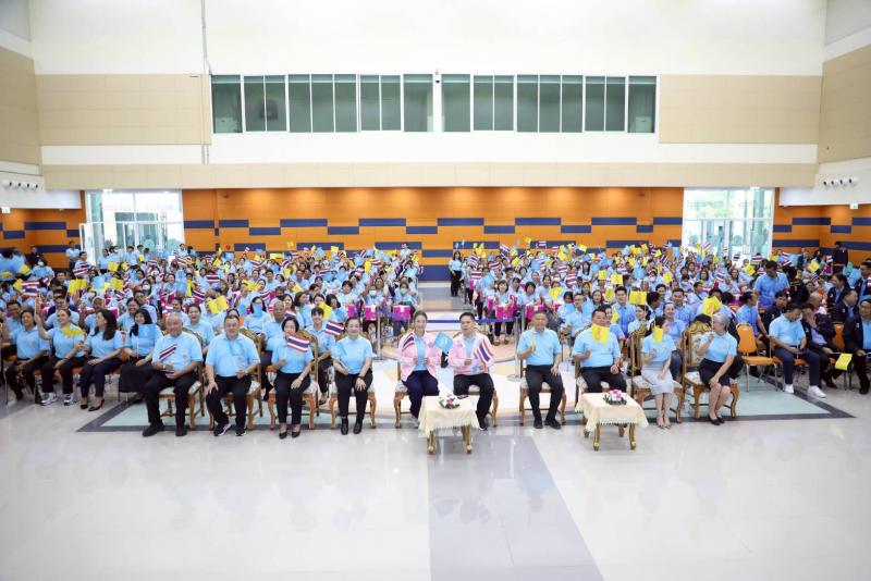 "วราวุธ-พม.-ชาวสุ�