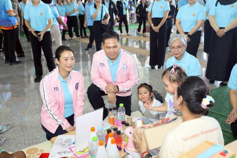 "วราวุธ-พม.-ชาวสุ�