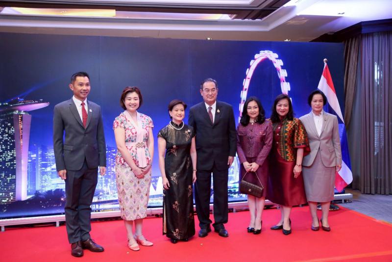 นายนิกร จำนง ประธา