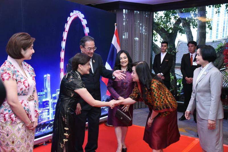 นายนิกร จำนง ประธา