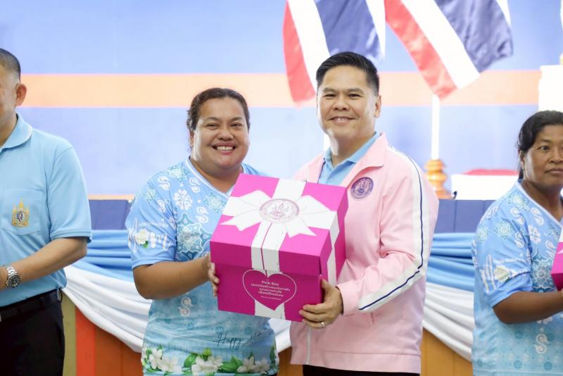 นายวราวุธ ศิลปอาช�