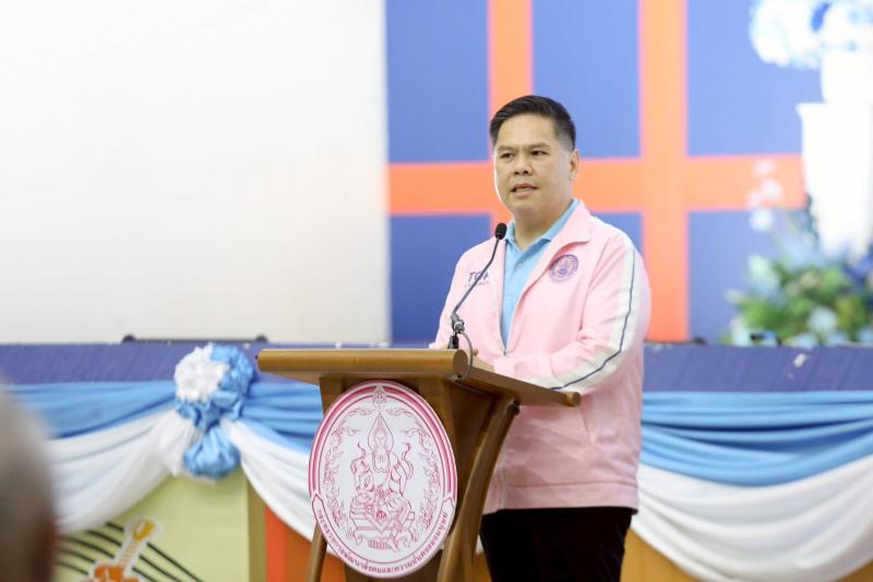 นายวราวุธ ศิลปอาช�