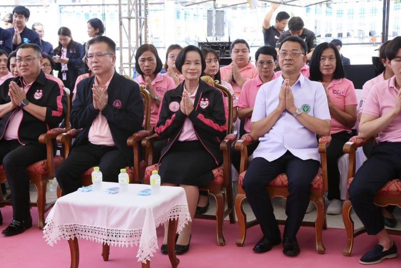 นายวราวุธ ศิลปอาช�