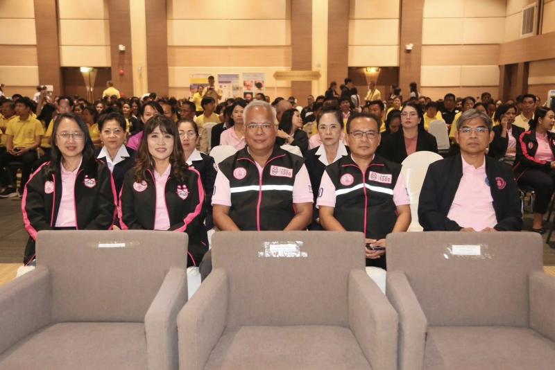 นายวราวุธ ศิลปอาช�