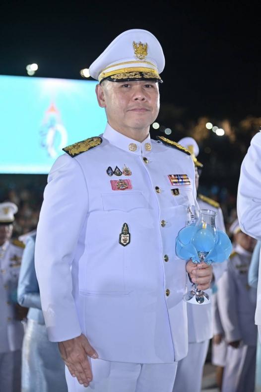 นายวราวุธ ศิลปอาช�