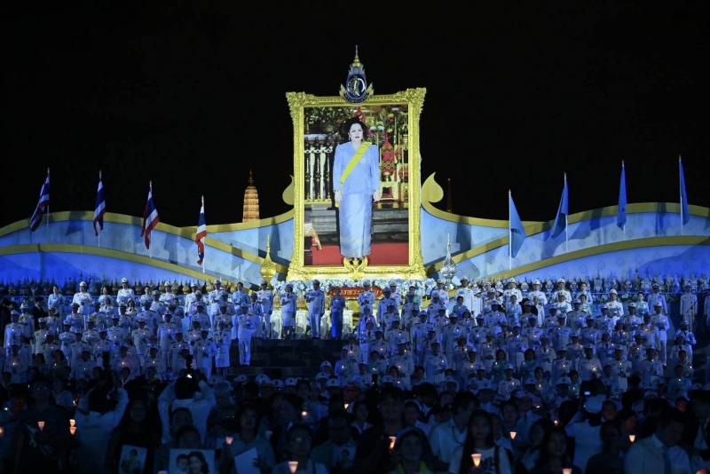 นายวราวุธ ศิลปอาช�
