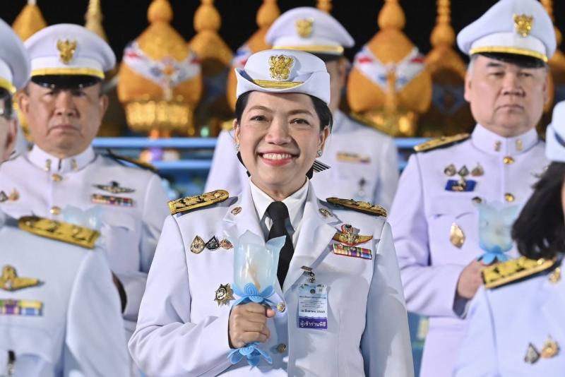 นายวราวุธ ศิลปอาช�