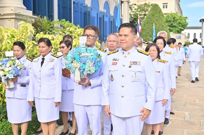 นายวราวุธ ศิลปอาช�