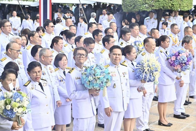 นายวราวุธ ศิลปอาช�