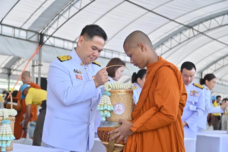 นายวราวุธ ศิลปอาช�