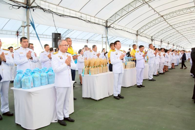 นายวราวุธ ศิลปอาช�