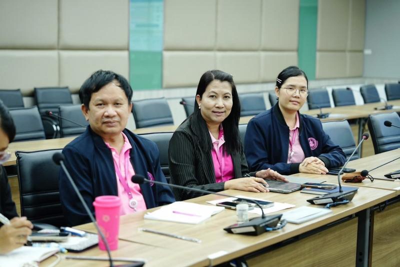นางสาวนภาพร  เมฆาผ