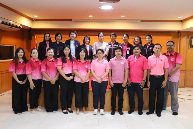 นางเตือนใจ คงสมบั�