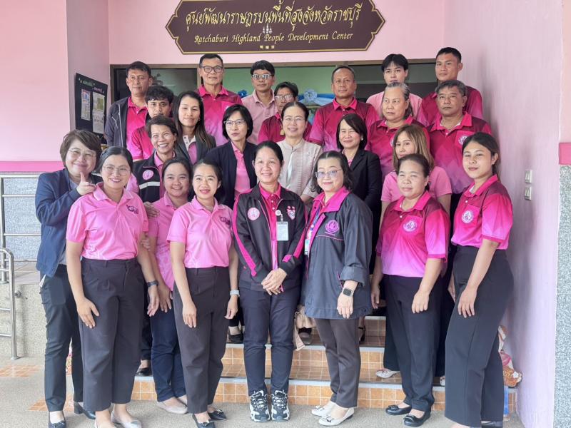นางเตือนใจ คงสมบั�