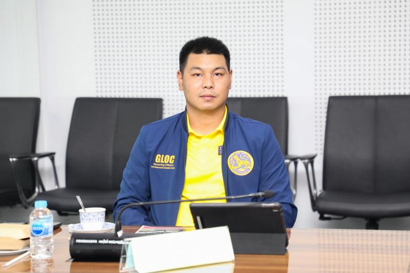 นางจตุพร โรจนพานิ�