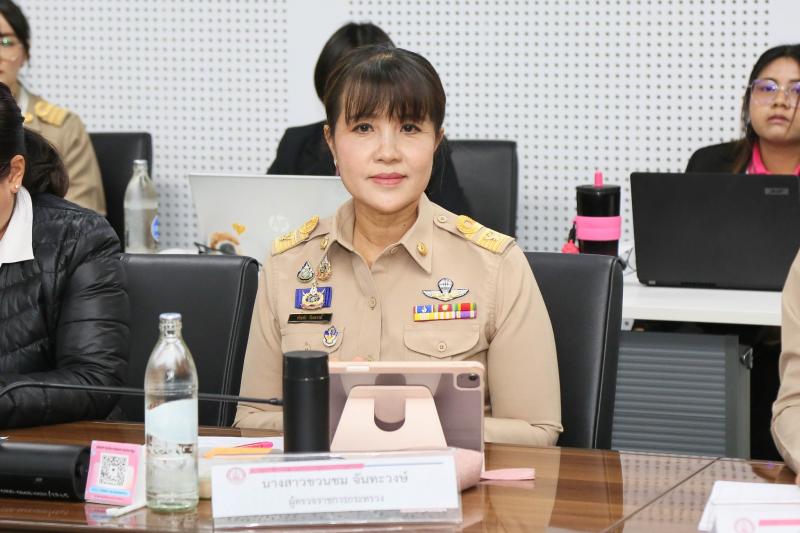 นายนิกร จำนง ประธา