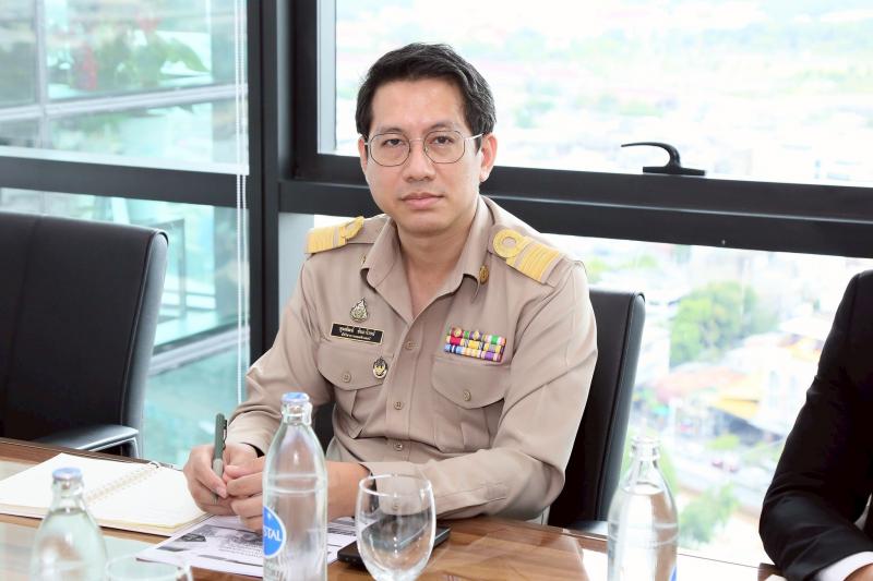 ศาสตราจารย์ ดร.กนก
