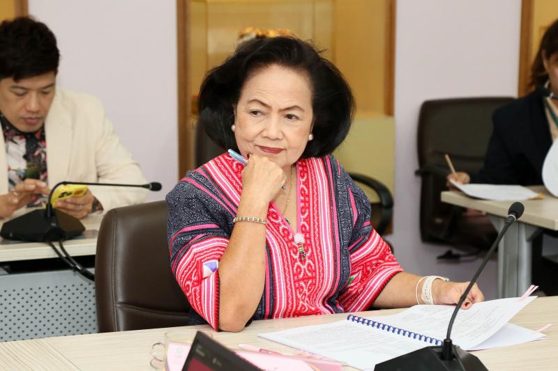 นางสาวสุนีย์ ศรีส�