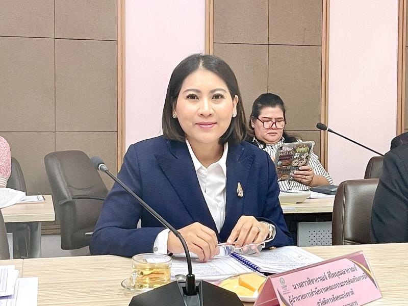 นางสาวสุนีย์ ศรีส�