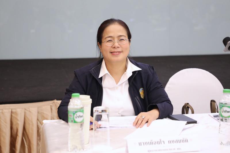 นายอนุกูล ปีดแก้ว 