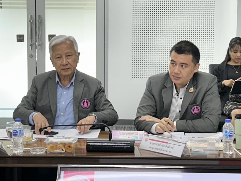 นายนิกร จำนง ประธา