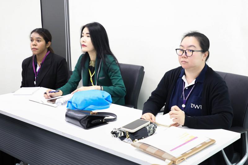 นางสาวสุนีย์ ศรีส�