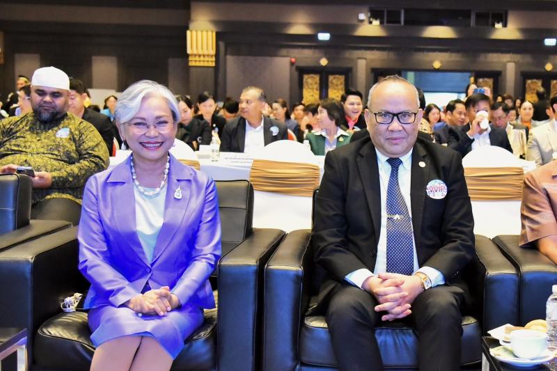 นายกิตติ อินทรกุล 