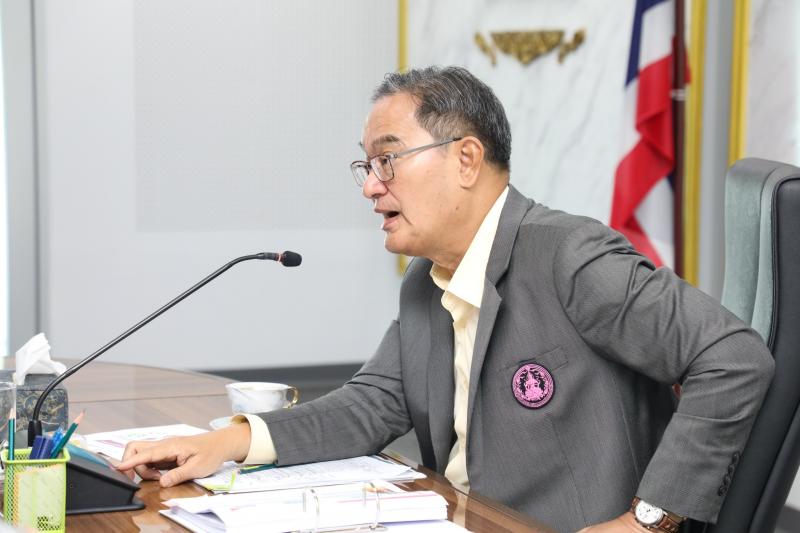 นายนิกร จำนง ประธา