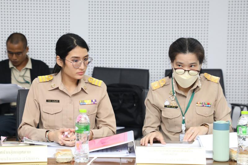 นายนิกร จำนง ประธา