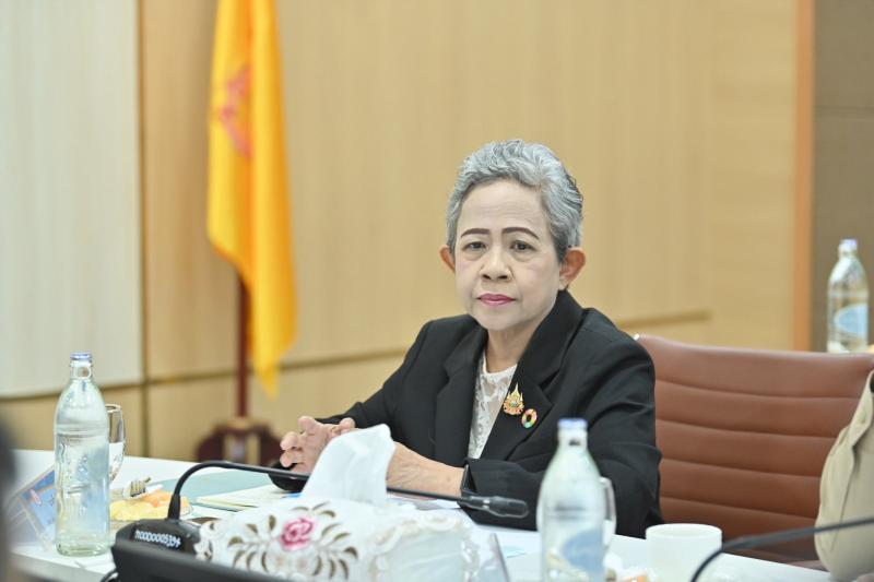 รมว.พม. เป็นประธาน�