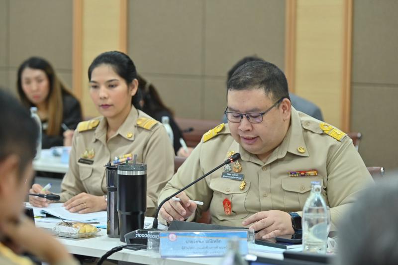 รมว.พม. เป็นประธาน�