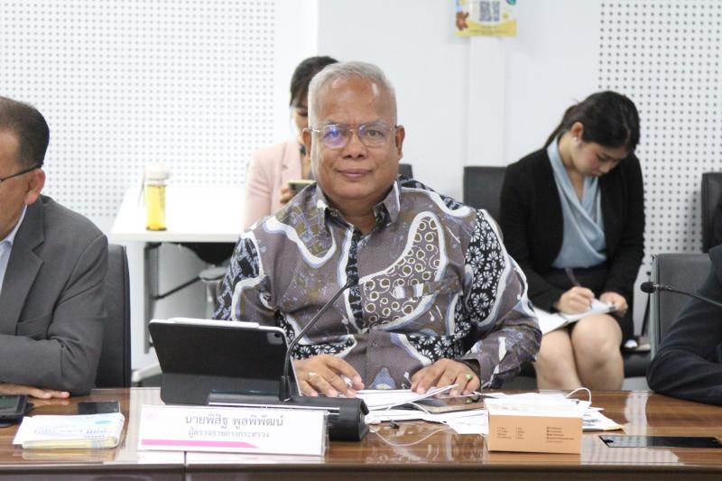 ศาสตราจารย์ ดร. กน�