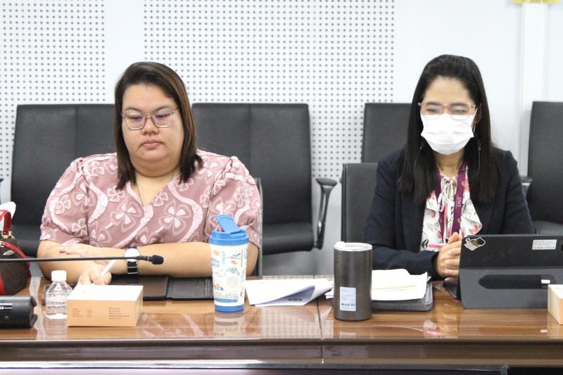 ศาสตราจารย์ ดร. กน�
