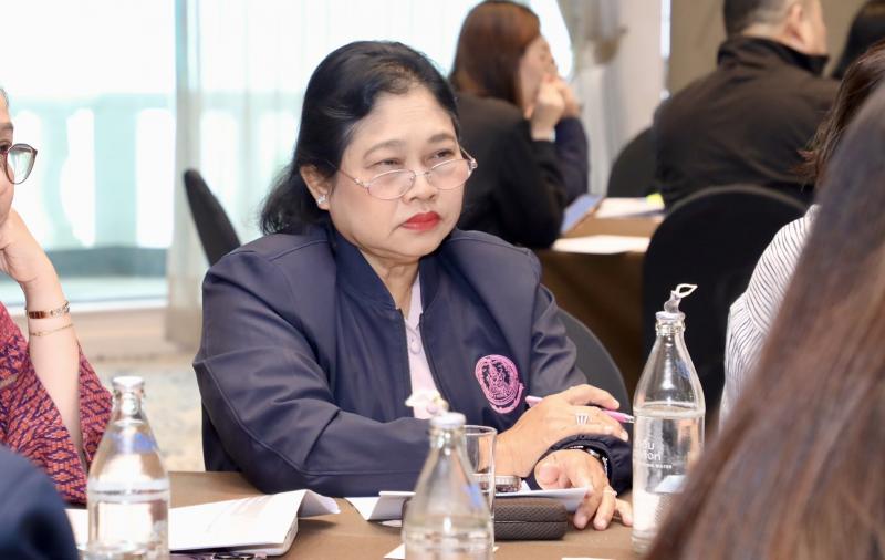 ปลัด พม. เป็นประธา�