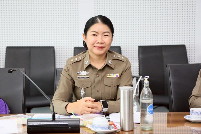 ศาสตราจารย์เกียร�
