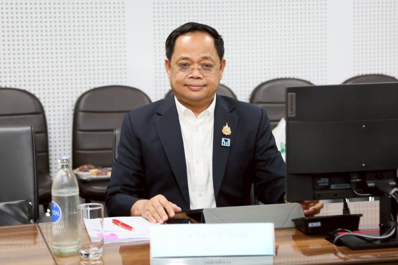 ปลัด พม. เป็นประธา�