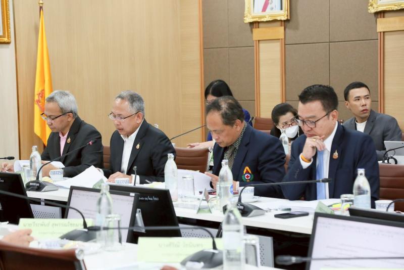 รมว.พม. เป็นประธาน�
