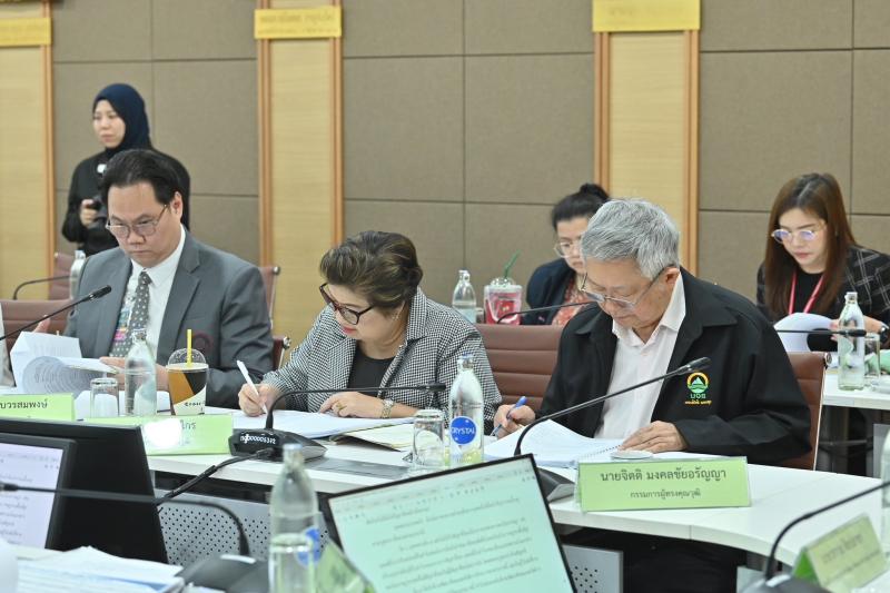รมว.พม. เป็นประธาน�