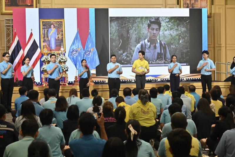 "วราวุธ" เปิดอบ�