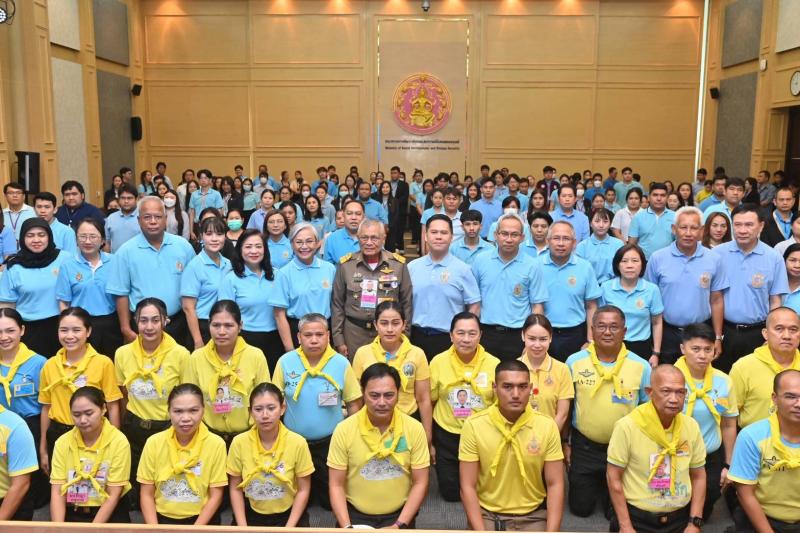 "วราวุธ" เปิดอบ�