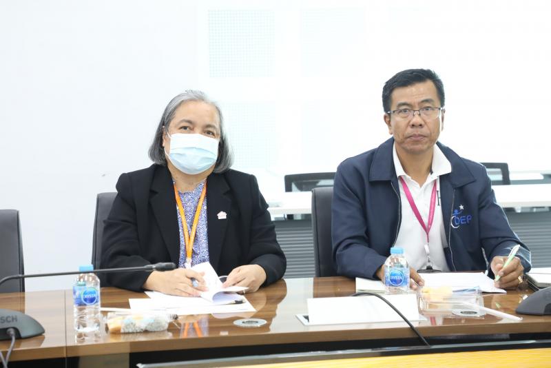 นางจตุพร โรจนพานิ�