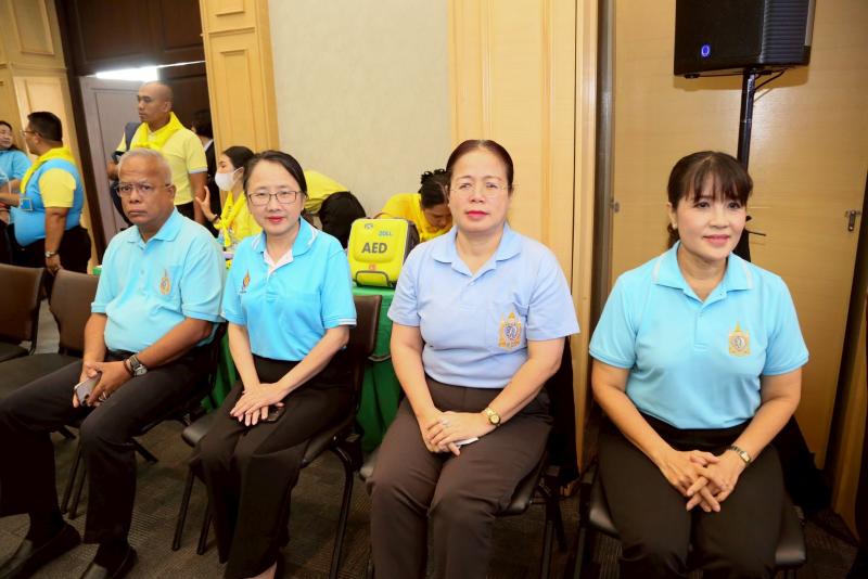 รมว.พม. เป็นประธาน�