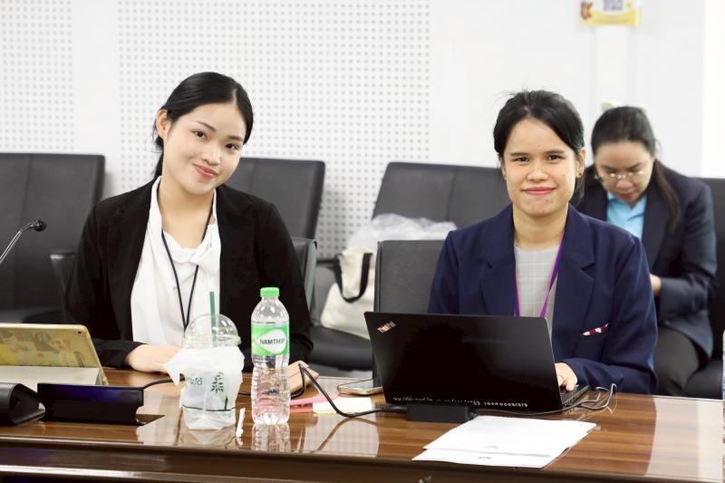 นางจตุพร โรจนพานิ�