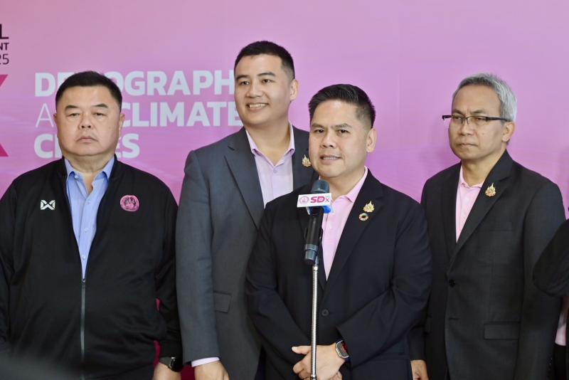 วราวุธ-พม. เชิญร่ว�