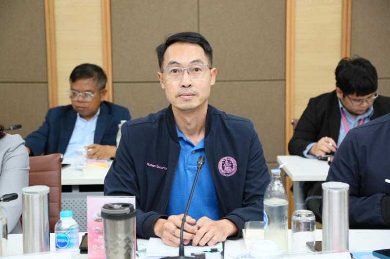 ปลัด พม. เป็นประธา�