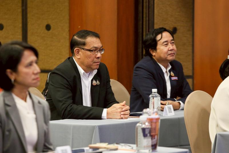 นายกันตพงศ์ รังษี�
