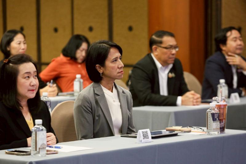 นายกันตพงศ์ รังษี�