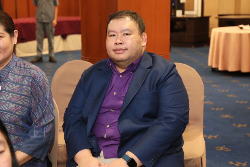 ปลัด พม. เป็นประธา�