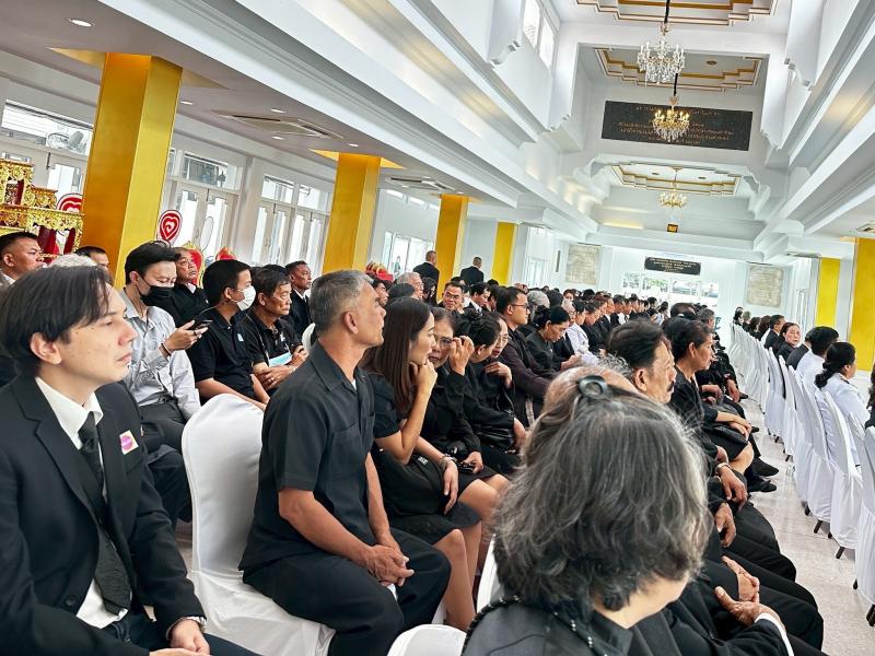 นางสาวสุนีย์ ศรีส�